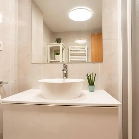 Balcon, Luminoso, Casco Viejo, Junto Al Ayuntamiento Апартаменты Бермео