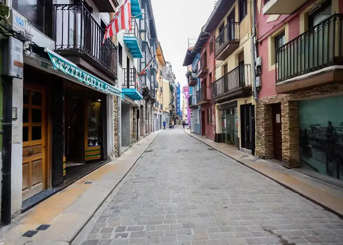 Balcon, Luminoso, Casco Viejo, Junto Al Ayuntamiento 贝梅奥