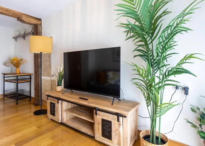 Апартаменты Balcon, Luminoso, Casco Viejo, Junto Al Ayuntamiento *